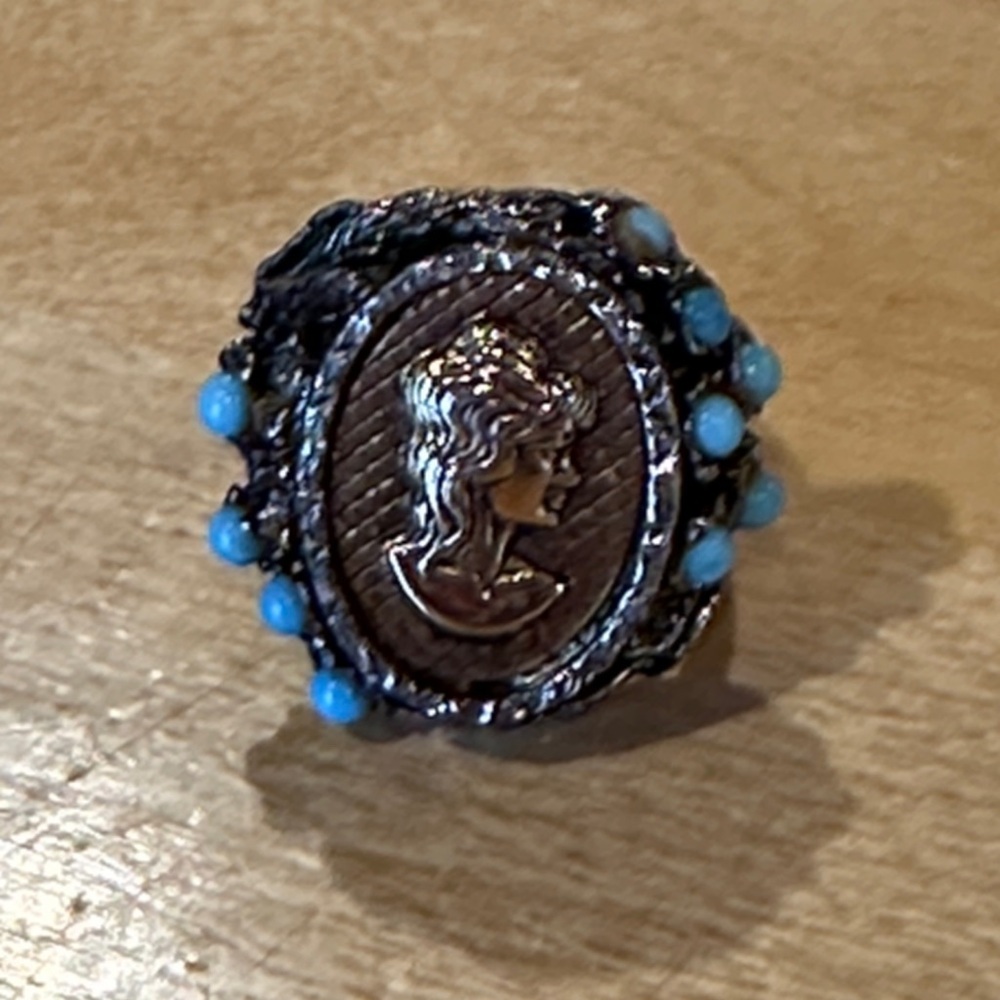Vintage Cameo Ring with Blue Accents
